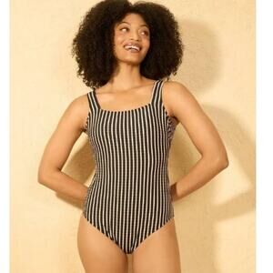 Shade & Shore NWT Size XL Striped Ribbed Full Seat Coverage One-Piece Swimsuit